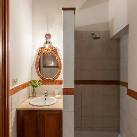 Iflat Classic And Contemporary Appartement