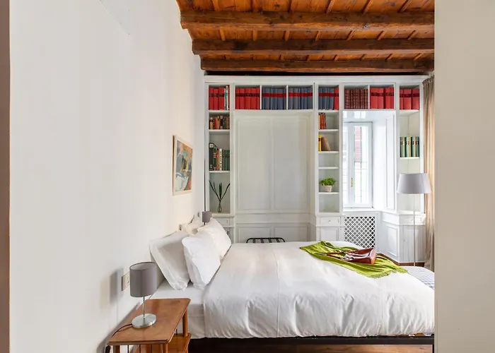 Lägenhet Iflat Classic And Contemporary